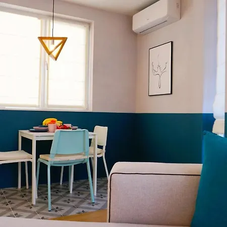 жасмин с частен гараж - Jasmin With Private Garage Apartment *