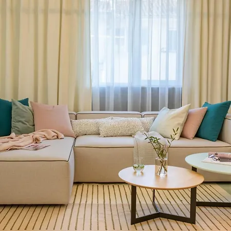 жасмин с частен гараж - Jasmin With Private Garage